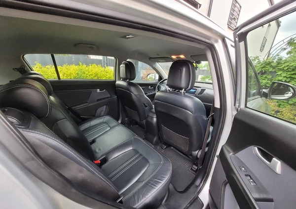 Kia Sportage cena 44000 przebieg: 234043, rok produkcji 2011 z Opole małe 121